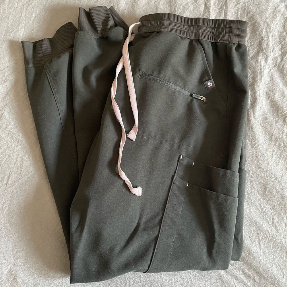 Dolan Hope 11-pocket CORE scrub jogger